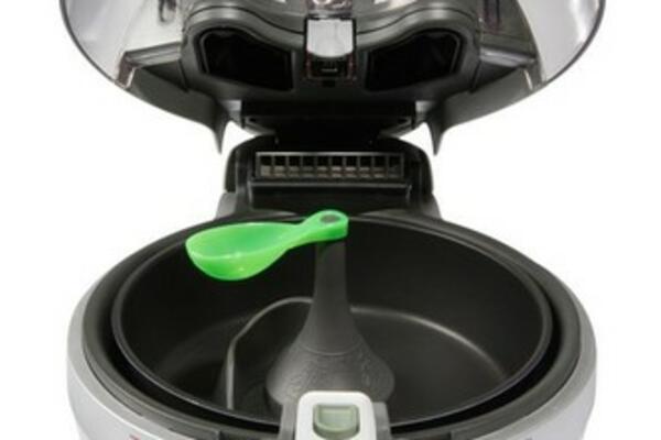 EVO KAKO DA PRAVILNO OČISTITE FRITEZU: Tajna svakog domaćinstva!