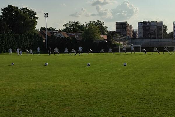 ESPRESO NA TRENINGU PARTIZANA: Stanojević sprema ekipu za NEUGODNE SLOVAKE! (FOTO/VIDEO)