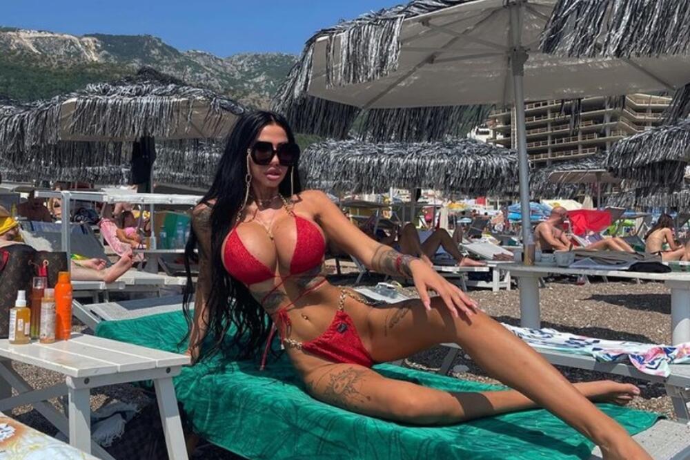 GRUDI KAO LOPTE! Tijana Ajfon u KRUPNOM KADRU pokazala nove silikone, zaista su OGROMNI! (FOTO)