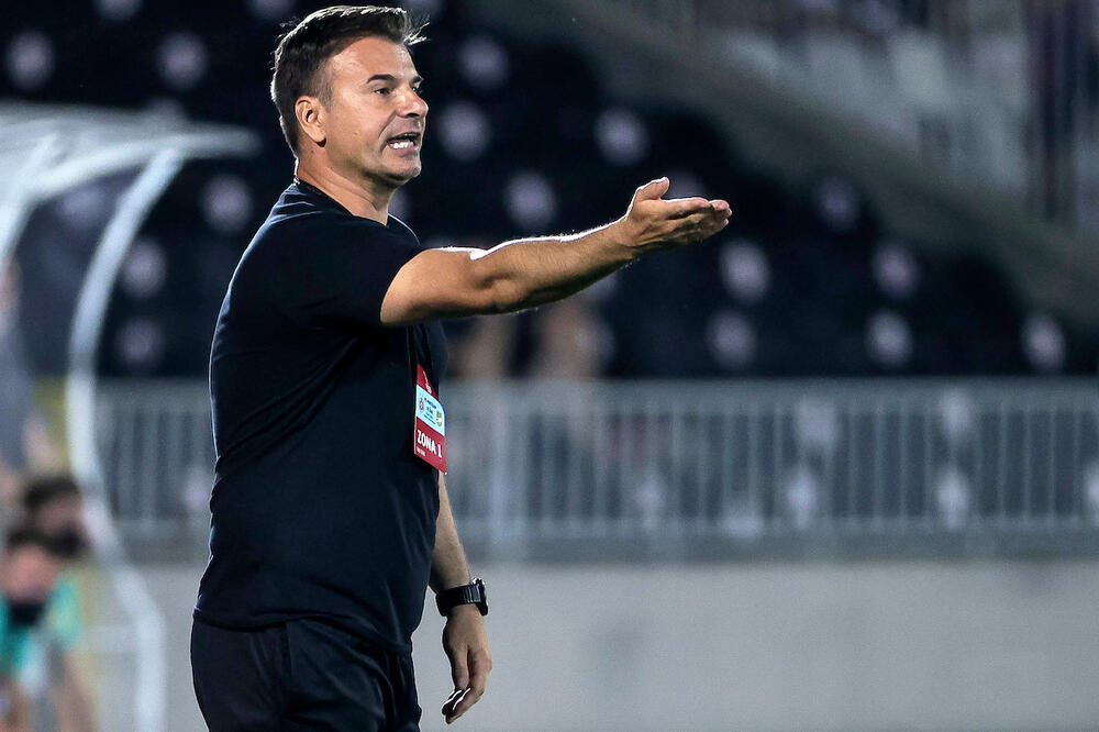 STANOJEVIĆ ZABRINUO NAVIJAČE PRED DERBI SA VOJVODINOM: Povredio se najstandardniji igrač crno-belog tima!