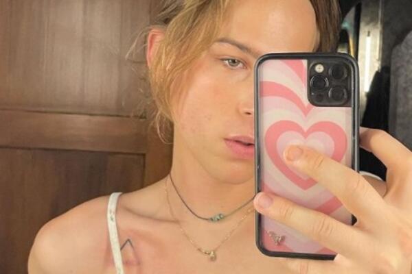 GLUMAC PRIZNAO DA JE TRANSRODNA OSOBA! VEĆ GODINU DANA ŽIVI KAO ŽENA, tako se i OBLAČI!