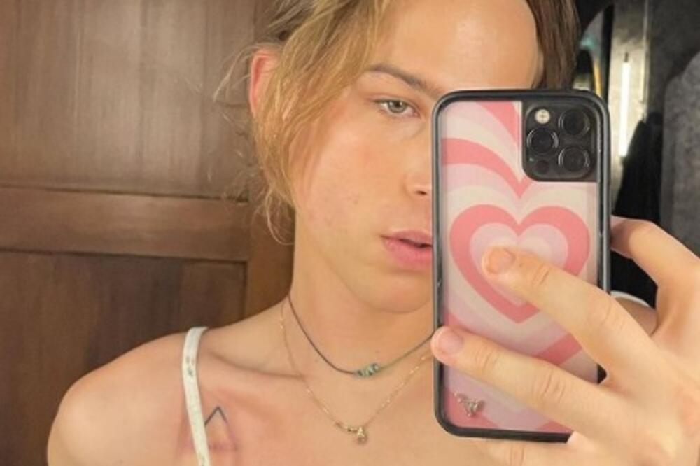 GLUMAC PRIZNAO DA JE TRANSRODNA OSOBA! VEĆ GODINU DANA ŽIVI KAO ŽENA, tako se i OBLAČI!