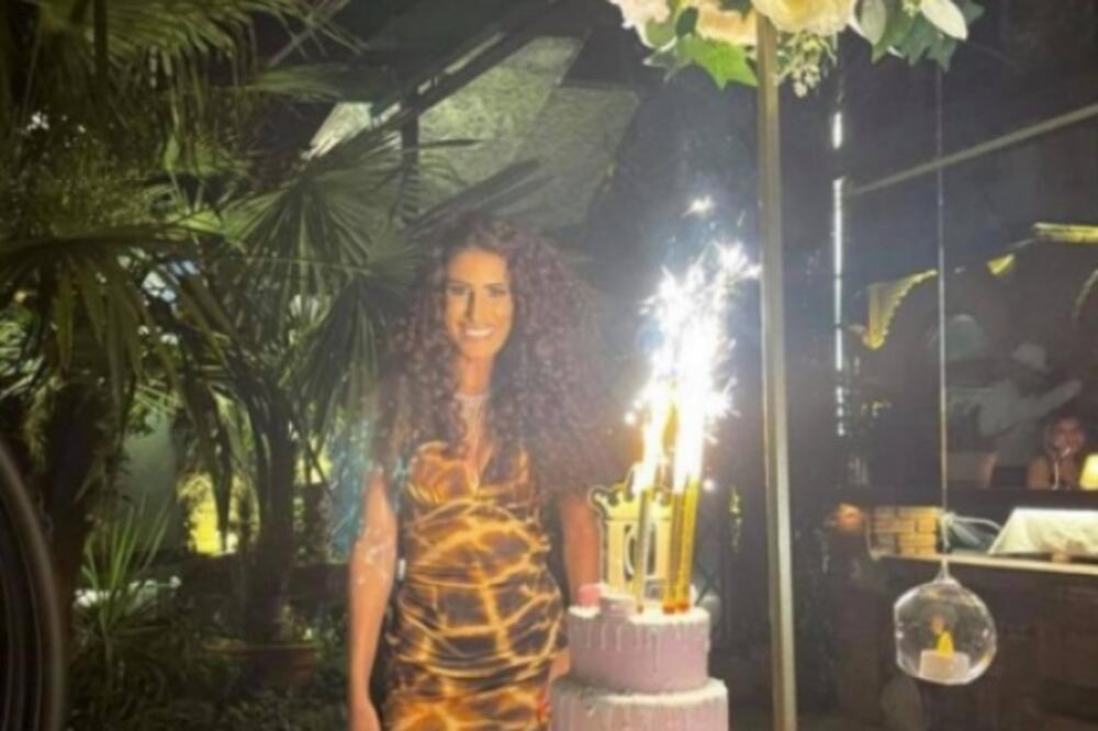 DIDI JANKOVIĆ PROSLAVILA ROĐENDAN, SVE ODIŠE LUKSUZOM! Ima i jednu ŽELJU, ima veze sa MADONOM!