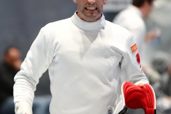 SUSPENDOVAN SA IGARA ZBOG SEKSUALNOG UZNEMIRAVANJA: Mačevalac poreklom iz Bosne tvrdi da je sve LAŽ!