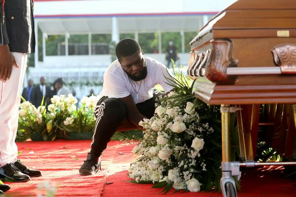 ŽENA PREDSEDNIKA HAITIJA IZNELA JEZIVE DETALJE BRUTALNOG NAPADA: "Neko je naredio i neko je platio"!