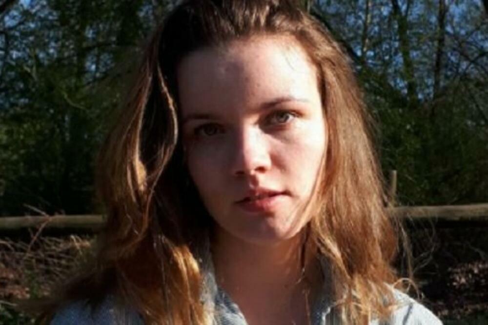 URADILA JE DNK TEST I SAZNALA DA JE DUGOGODIŠNJI DOKTOR NJEN OTAC: Istina o MAJCI ju je SATRLA!