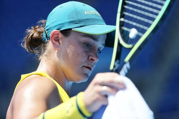 BARTI BEZ GREŠKE, SLEDI JOJ DVOBOJ SA AZARENKOM: Kerber čeka Ostapenko!