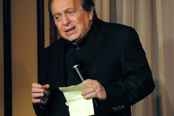 UMRO DŽEKI MEJSON u 93. godini! Svi znamo njegov glas iz serije SIMPSONOVI