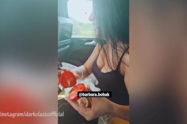 KAO TINEJDŽERI! DARKO ZAMEZIO SLANINICU I PARADAJZ NA ZADNJEM SEDIŠTU AUTA: Barbara sve lepo NASECKALA!