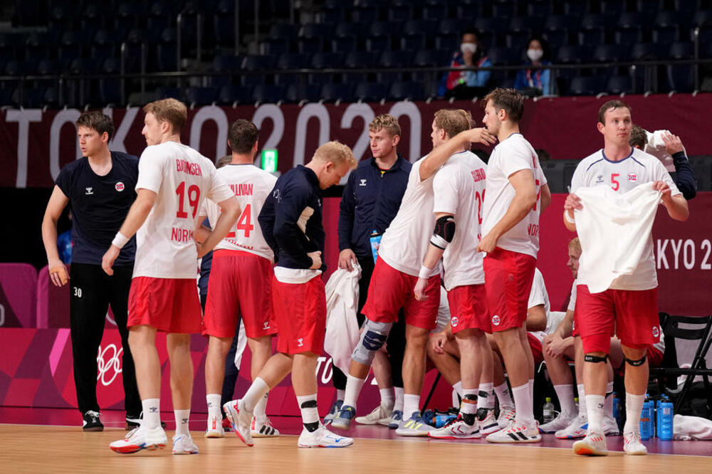 DRUGO KOLO RUKOMETNOG TURNIRA JE PROŠLO BEZ IZNENAĐENJA: Pobedili Šveđani, Francuzi, Danci i Nemci!