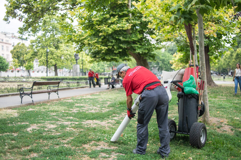 Eko patrola na Starom gradu! Pogledajte ko brine o ulicama Starog grada