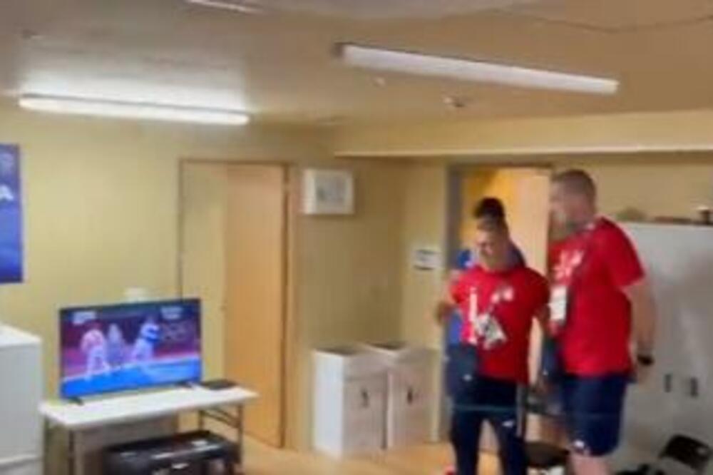 OVO NIJE NORMALNO! Novak Đoković se momentalno SNIMKOM oglasio posle Mandićkine medalje - TOPIMO SE I JEŽIMO