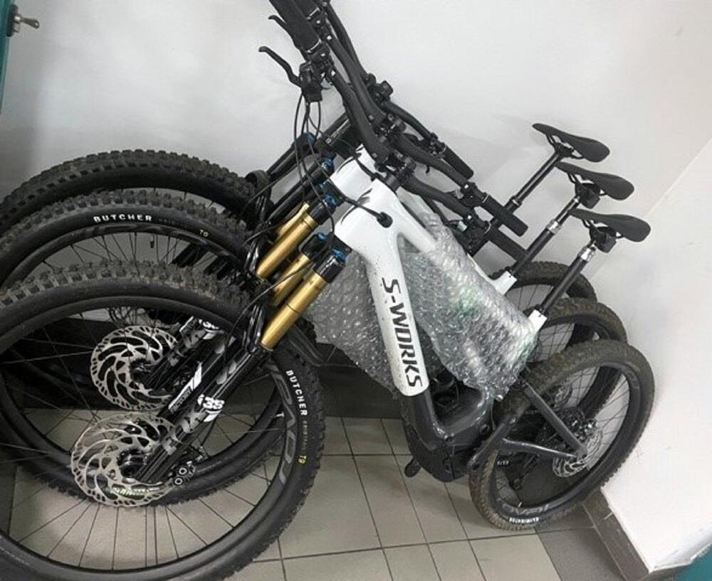 Električne bicikle, Pokušaj krijumčarenja