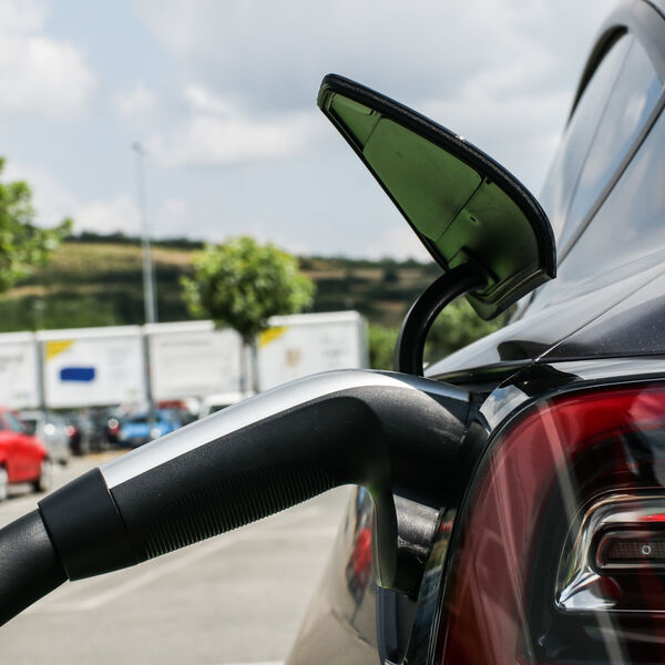 SVE MANJE KUPACA ELEKTRIČNIH AUTOMOBILA: Situacija se ZNATNO PROMENILA