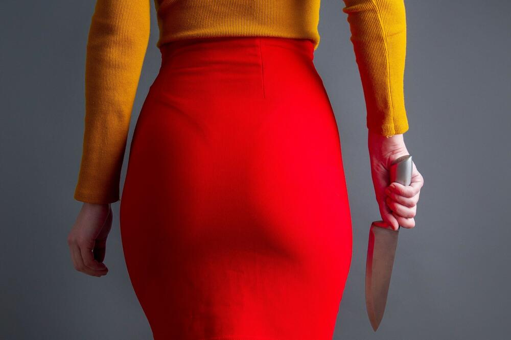 SESTRU I DEČKA ZBOG AFERE JURILA NOŽEM, PUCAJUĆI OD BESA: Šokantna ispovest BEOGRAĐANKE