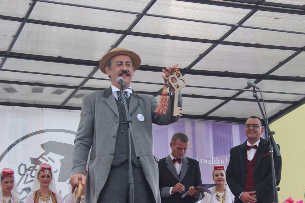 KAD MASKE PADNU- NUŠIĆ NASTUPA: Pripreme za Nušićijadu u punom su jeku!