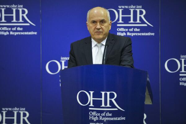 ZAKON NIJE USMEREN NI PROTIV JEDNOG NARODA, poručio je Incko