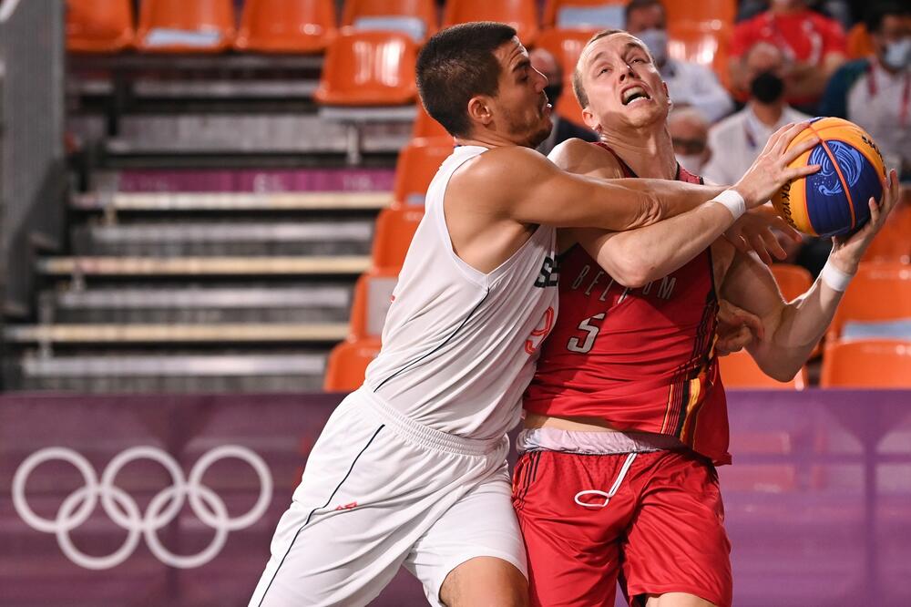 BASKETAŠI SREĆNI ZBOG MEDALJE, ALI JOŠ MISLE O POLUFINALU: Zaplakao bih, krivo mi je...