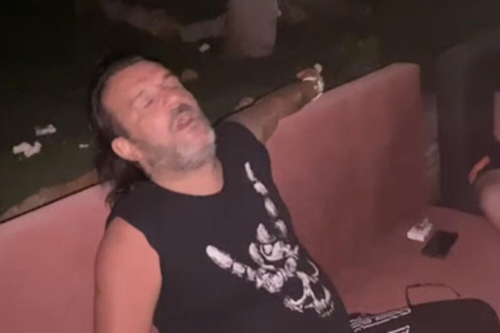 ACA LUKAS POSLE HOSPITALIZACIJE UHVAĆEN U IZNENAĐUJUĆEM STANJU: Da ne poveruje čovek! (FOTO)