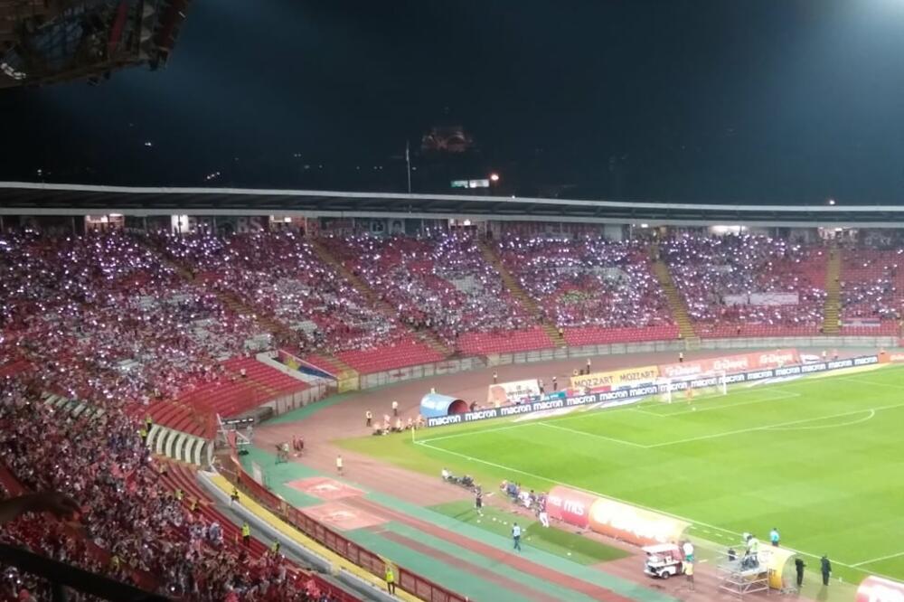 KLINCI SU ODUŠEVILI PODRŠKOM ZVEZDI NA "MARAKANI": Sve vreme navijaju, a onda su napravili spektakl! (FOTO)