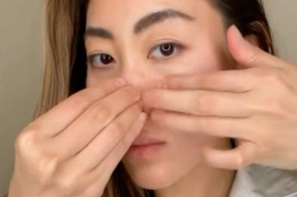 MAZALA MENSTRUALNU KRV PO LICU, STVORILO JOJ SE NEŠTO JEZIVO: Umalo da završi KOBNO!