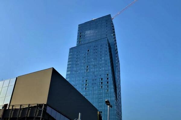 SVETSKO A NAŠE: Beograd dobija luksuznu banju smeštenu na VRHU solitera, evo i gde!