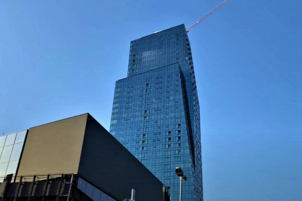 SVETSKO A NAŠE: Beograd dobija luksuznu banju smeštenu na VRHU solitera, evo i gde!