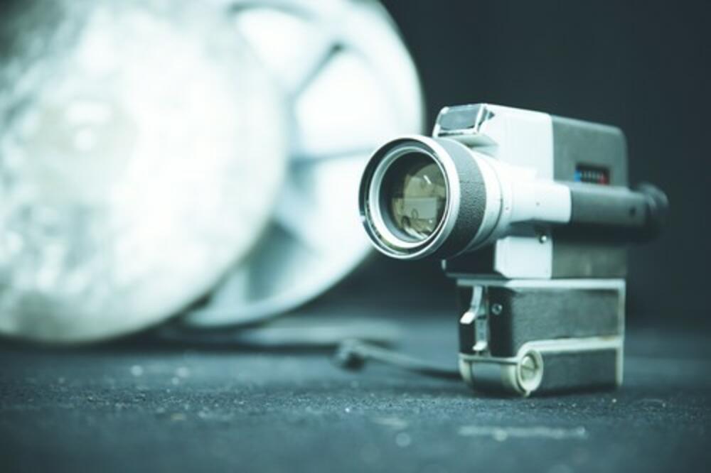 HOROR! Zlostavljao decu i sve snimao u improvizovanom filmskom studiju: Sudija zgrožen onim što je video