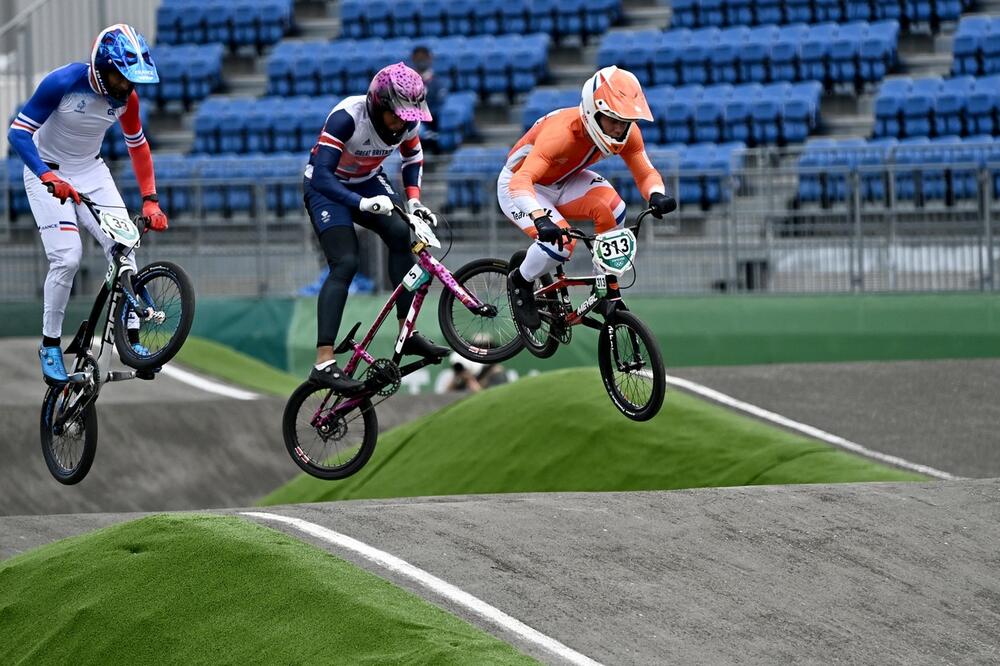 BIO JE FAVORIT ZA ZLATO, ALI JE DOŽIVEO STRAŠAN PAD: Otpušten iz bolnice vozač BMX-a!