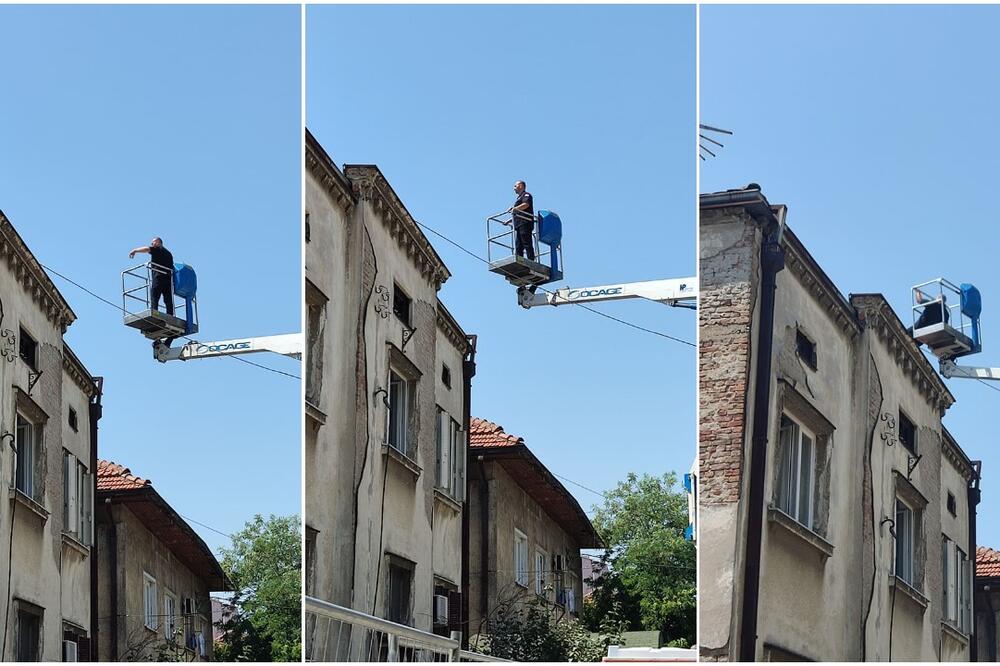 DARKO GLAVAŠ SE POPEO NA KROV ZGRADE U VIDOVDANSKOJ: Vratolomna akcija gradskog funkcionera (FOTO)