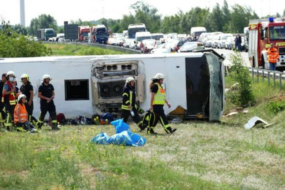 Nemačka autobus nesreća