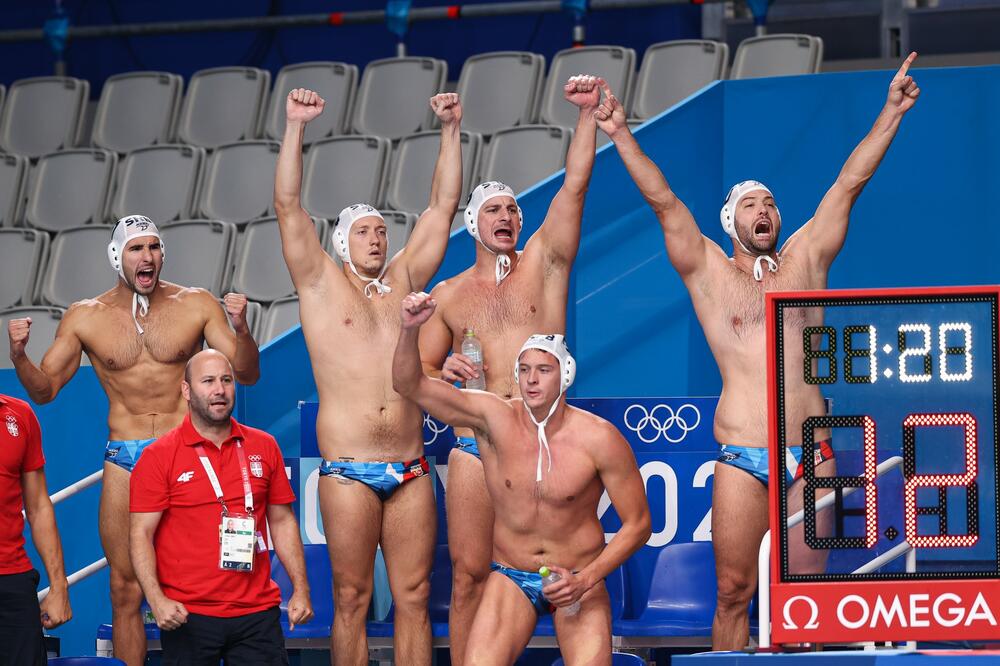 DELFINI POTOPILI ITALIJANE: Neka se spreme Španci!