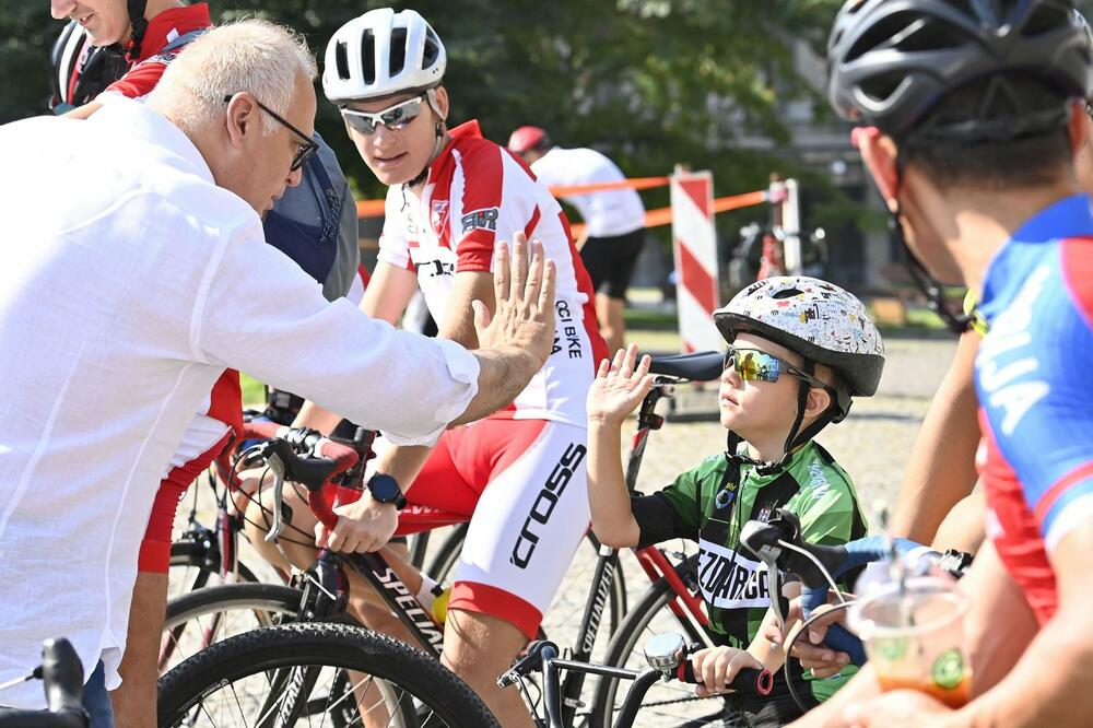 „PEŠAČKA NEDELJA” i „BICIKLIJADA” U NEDELJU: Spreman program i za najmlađe