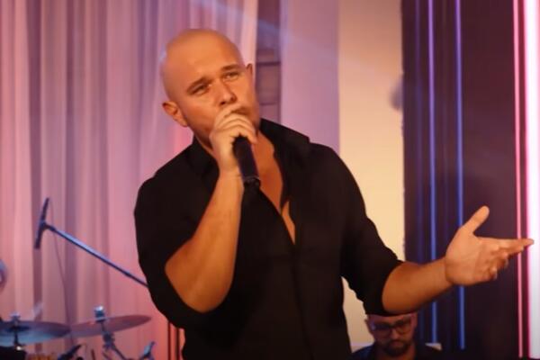 NEKADAŠNJI FINALISTA ZVEZDA GRANDA DAO OTKAZ! Nećete verovati koji POSAO je radio DUGIH 14 GODINA!