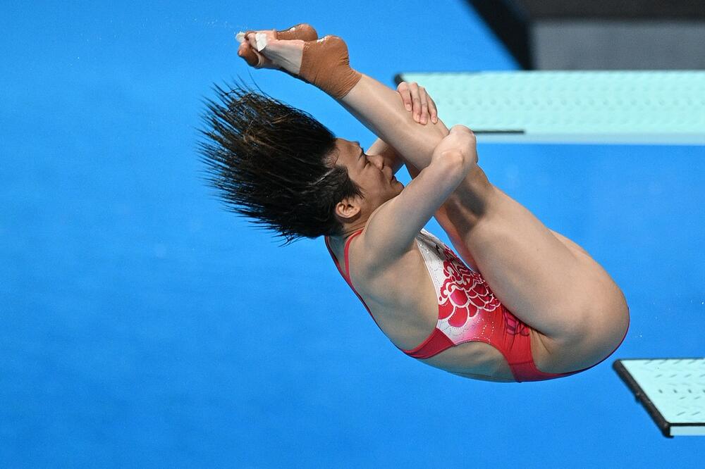 KINA NE POSUSTAJE: Još jedno zlato fantastičnim skokom!