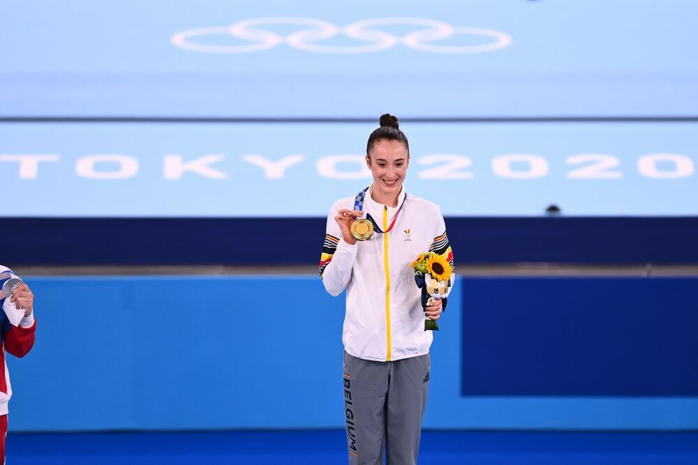 ISPISALA ISTORIJU BELGIJE: Derval osvojila ZLATO u gimnastici!