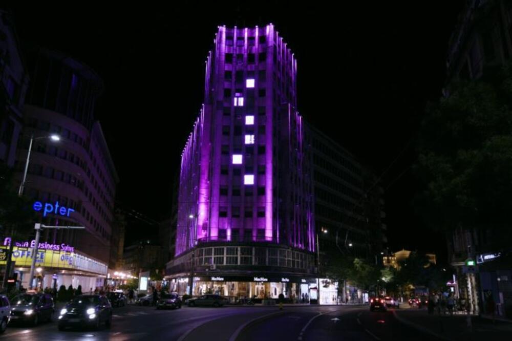 Beograd je sinoć sijao u bojama kampanje podizanja svesti o karcinomu pluća!