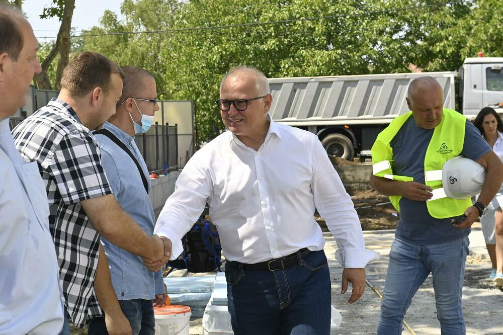 VESIĆ: Vrtić u obrenovačkom naselju Belo polje biće završen u septembru i primiće 200 mališana