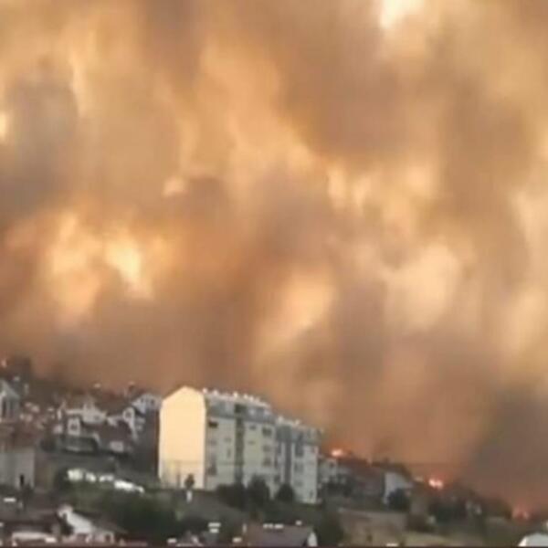 ZASTRAŠUJUĆI PRIZOR IZ MAKEDONIJE: Vatrena stihija guta sve pred sobom, vojska uključena u gašenje POŽARA! (FOTO)