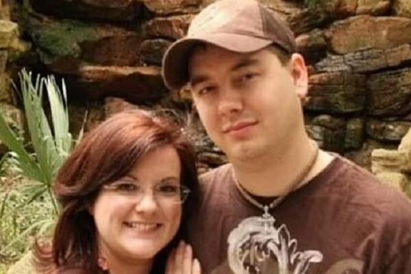 DANIJEL SE PROBUDIO BEZ 20 GODINA ŽIVOTA: Kad se pogledao u ogledalo POČELA NOĆNA MORA, nije mogao da se PREPOZNA!