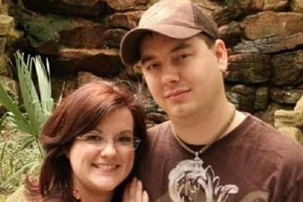 DANIJEL SE PROBUDIO BEZ 20 GODINA ŽIVOTA: Kad se pogledao u ogledalo POČELA NOĆNA MORA, nije mogao da se PREPOZNA!