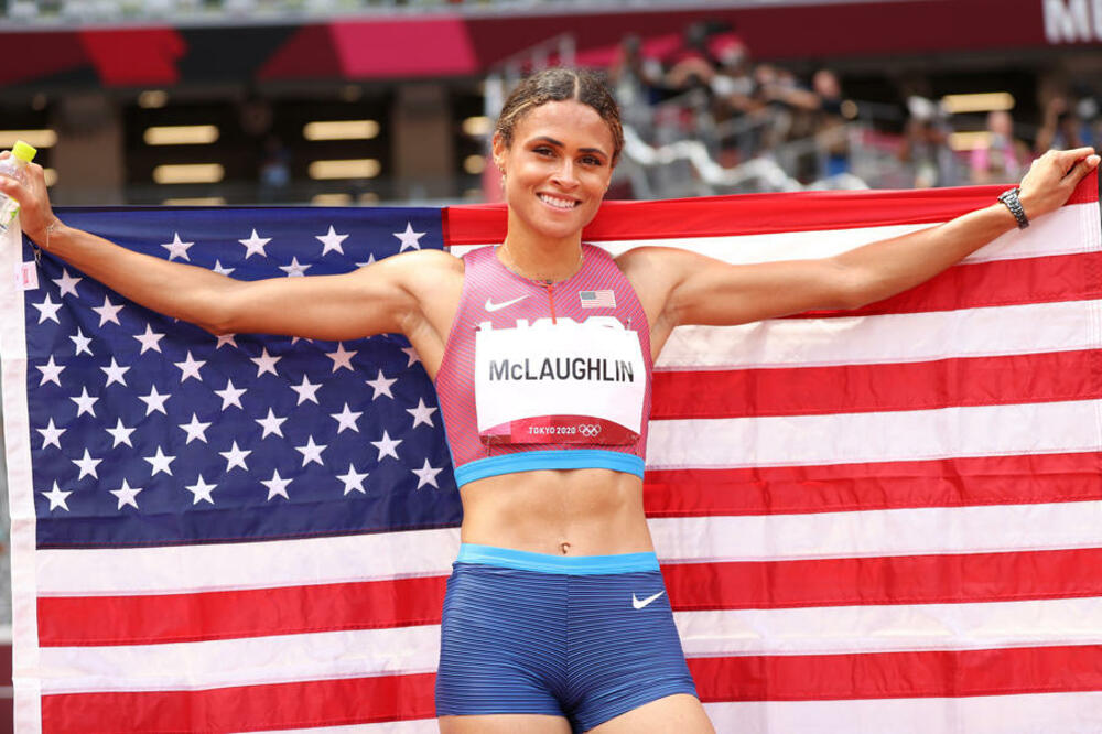 TRIJUMF AMERIKANKE U STILU: MekLaflin uzela zlato i popravila sopstveni SVETSKI REKORD!
