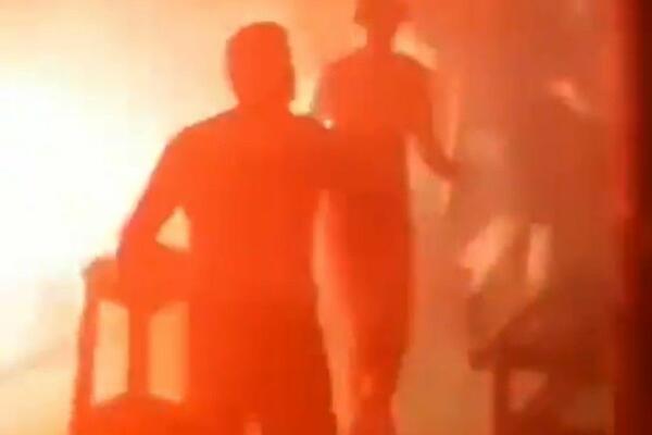 LETELE STOLICE I BAKLJE, SEVALE PALICE: Otišao sa devojkom u leglo NAVIJAČA, usledila opšta MAKLJAŽA! (VIDEO)