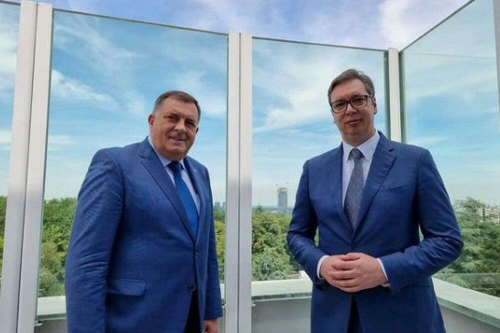 Aleksandar Vučić i Dodik