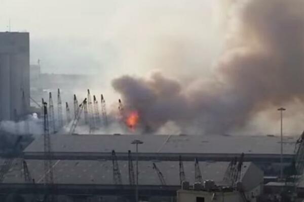 GODINU DANA OD STRAVIČNE EKSPLOZIJE U BEJRUTU: Porodice žrtava i dalje zahtevaju PRAVDU! (VIDEO)