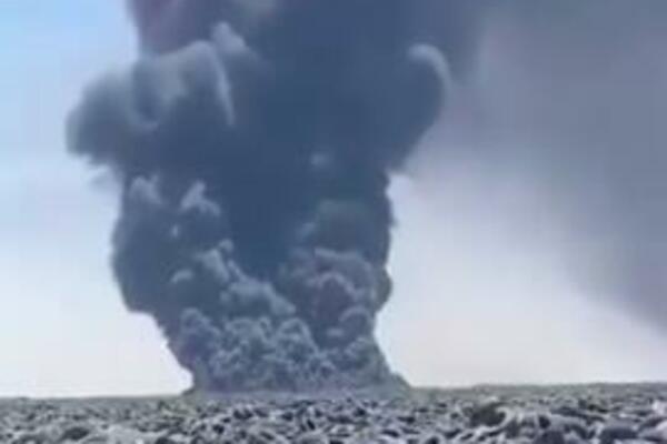 GORI NAJVEĆE "GROBLJE" GUMA NA SVETU: Vatra vidljiva i na satelitskim snimcima! (VIDEO)