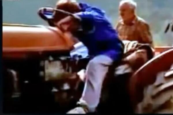 DRAGAN JE S 12 GODINA NA TRAKTORU IZVUKAO MAJKU, BAKU I BRATA IZ OLUJE "Setim se da sam nekada živio u kući koja.."