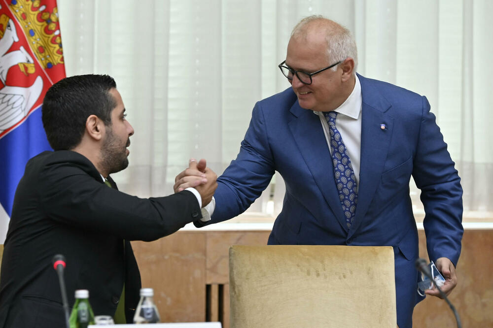 Vesić: Izgradnja sekundarne kanalizacije i pet fabrika za preradu otpadnih voda – istorijski iskorak! (FOTO)