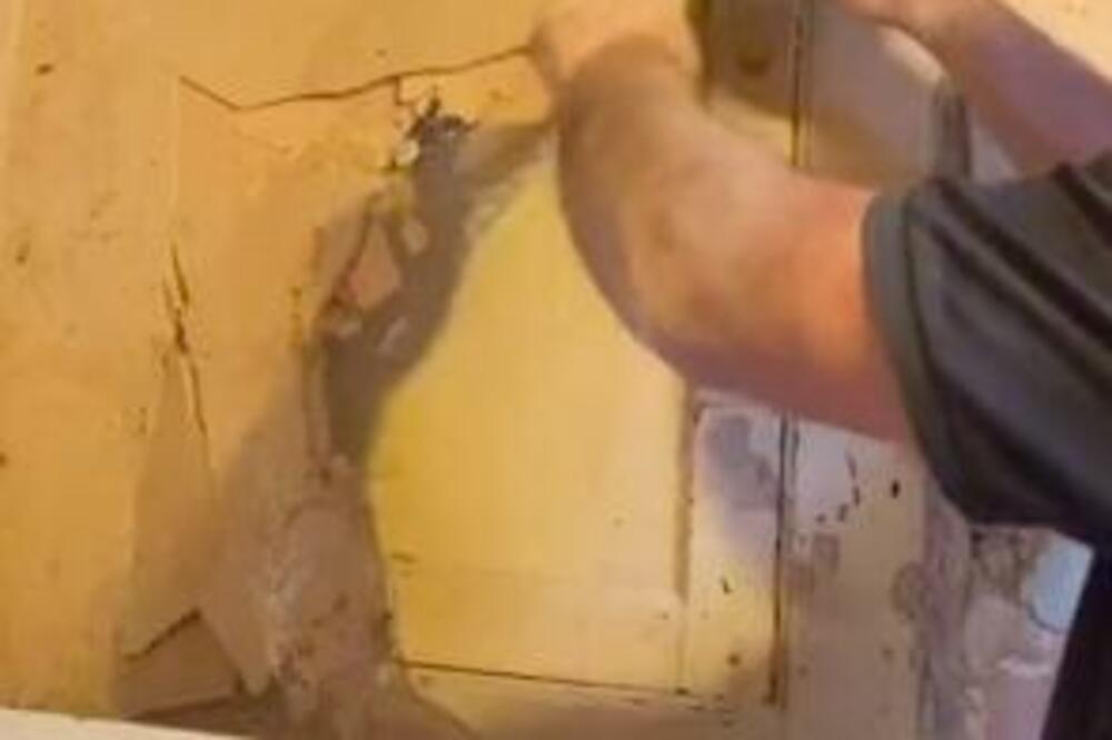 ŽENA U KUĆI STAROJ 150 GODINA PRONAŠLA SABLASNU PORUKU: Zbog otkrića na zidu ZANEMELA, usledio ŠOK! (VIDEO)