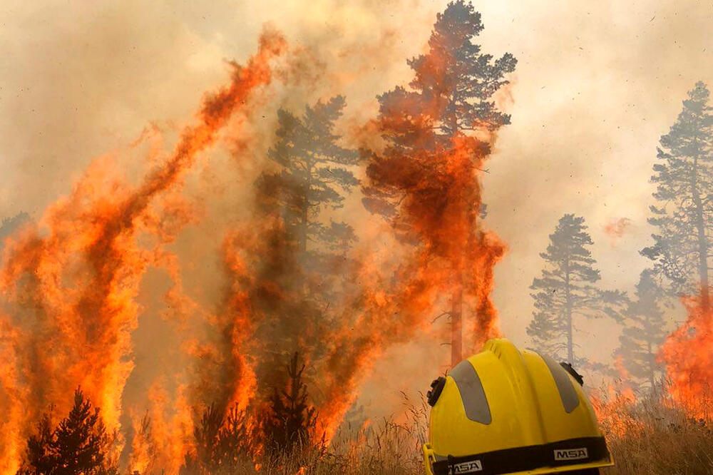 86 NOVIH POŽARA U GRČKOJ: Vatra bukti, pojedina sela evakuisana!